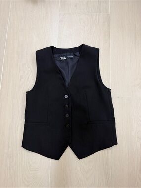 Zara Black Classic Button-Up Waistcoat